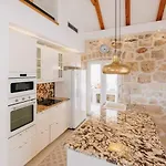 Si Dubrovnik *